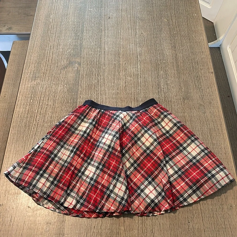 GAP Red Plaid Skater Skirt Girls Size Small‎ 6/7